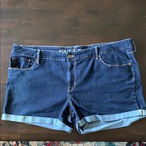 Plus size Denim shorts